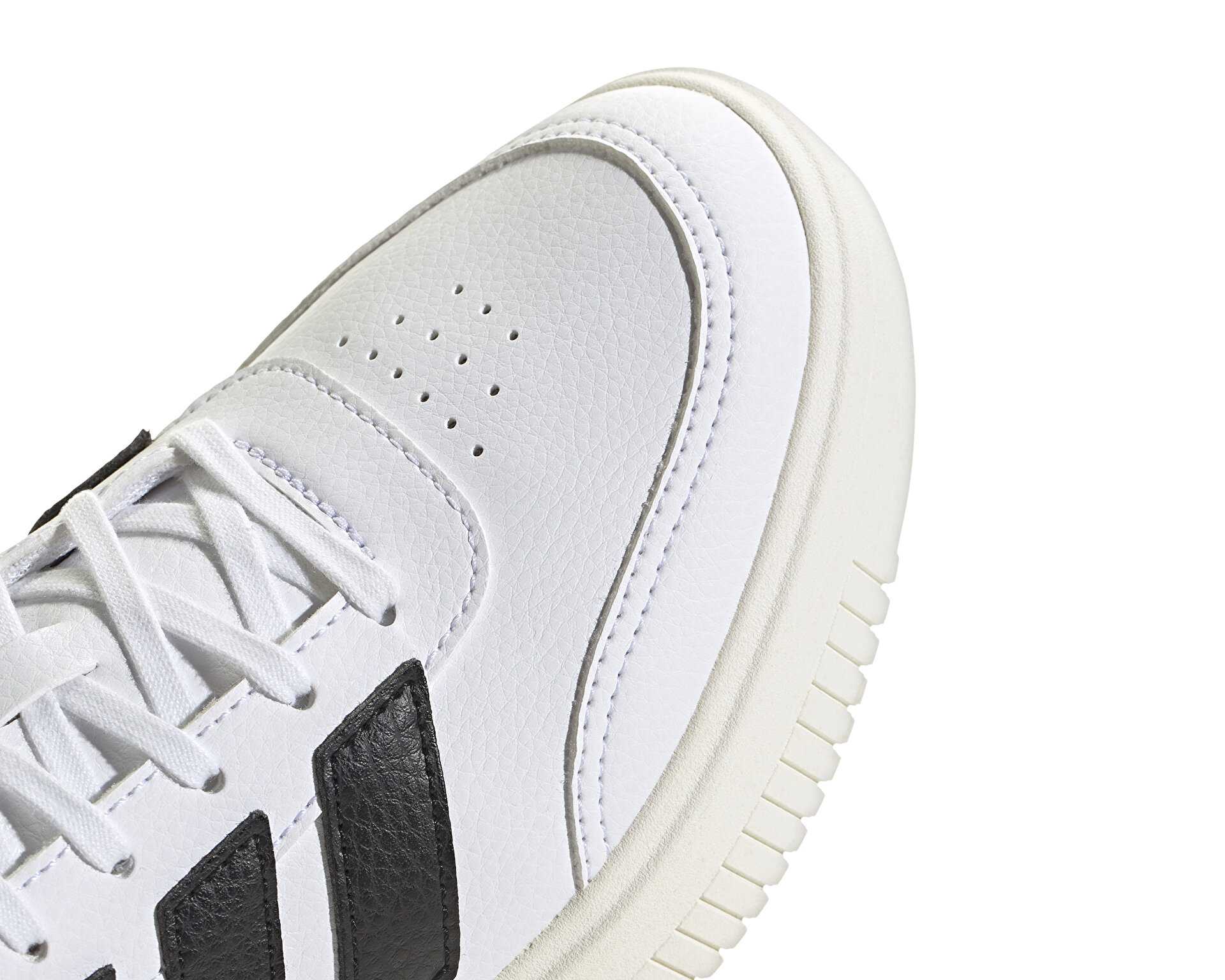 کفش های روزانه Adidas Courtblock