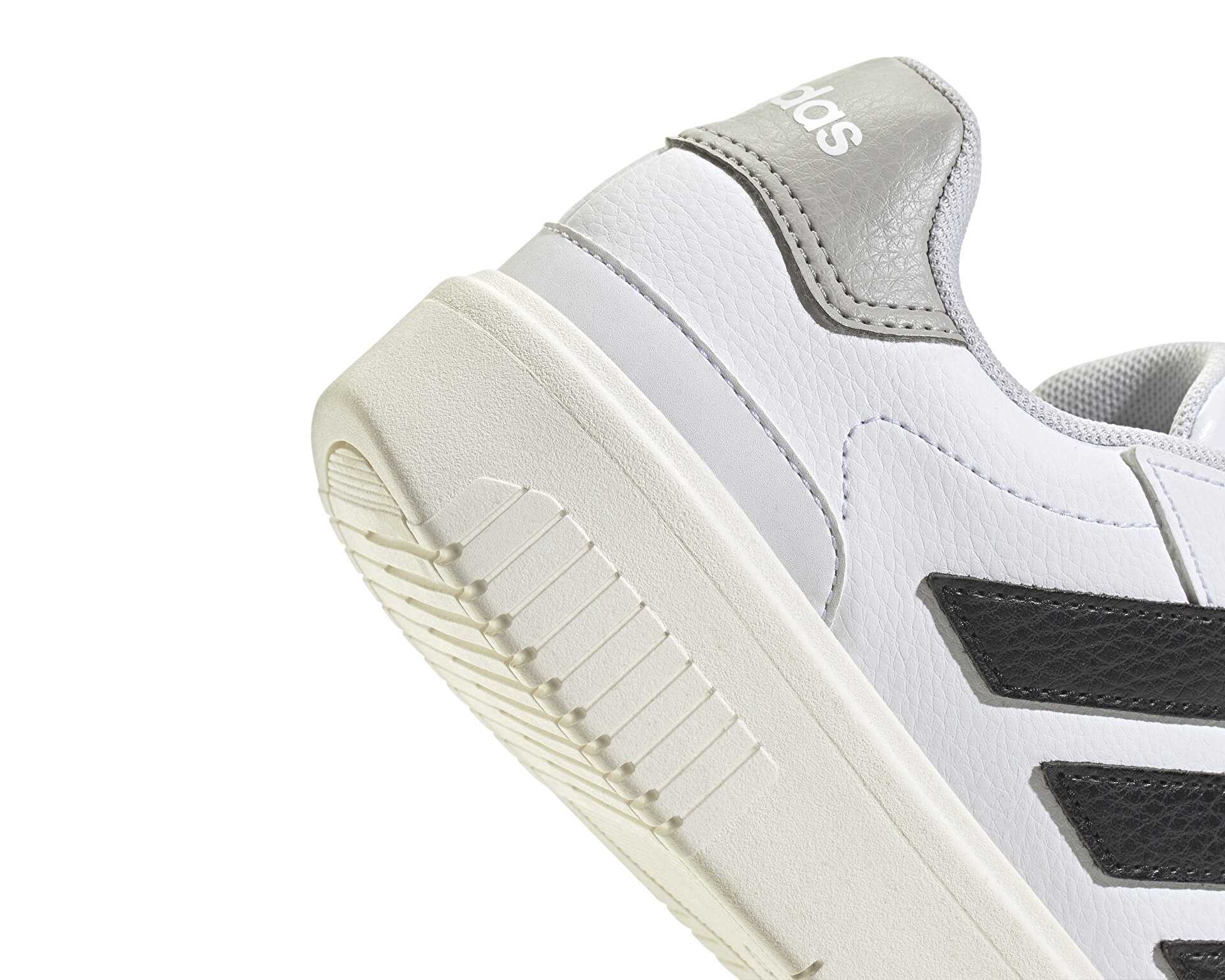 کفش های روزانه Adidas Courtblock